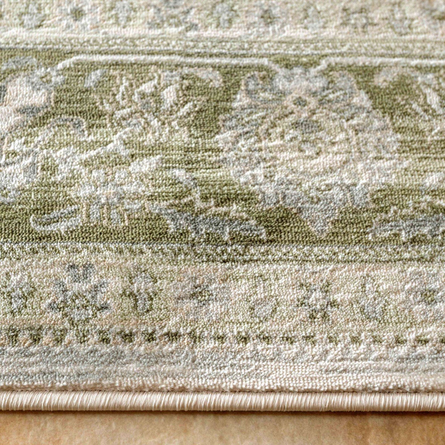Vintage Traditional Green Floral Living Room Rug | Living Room Rugs ...