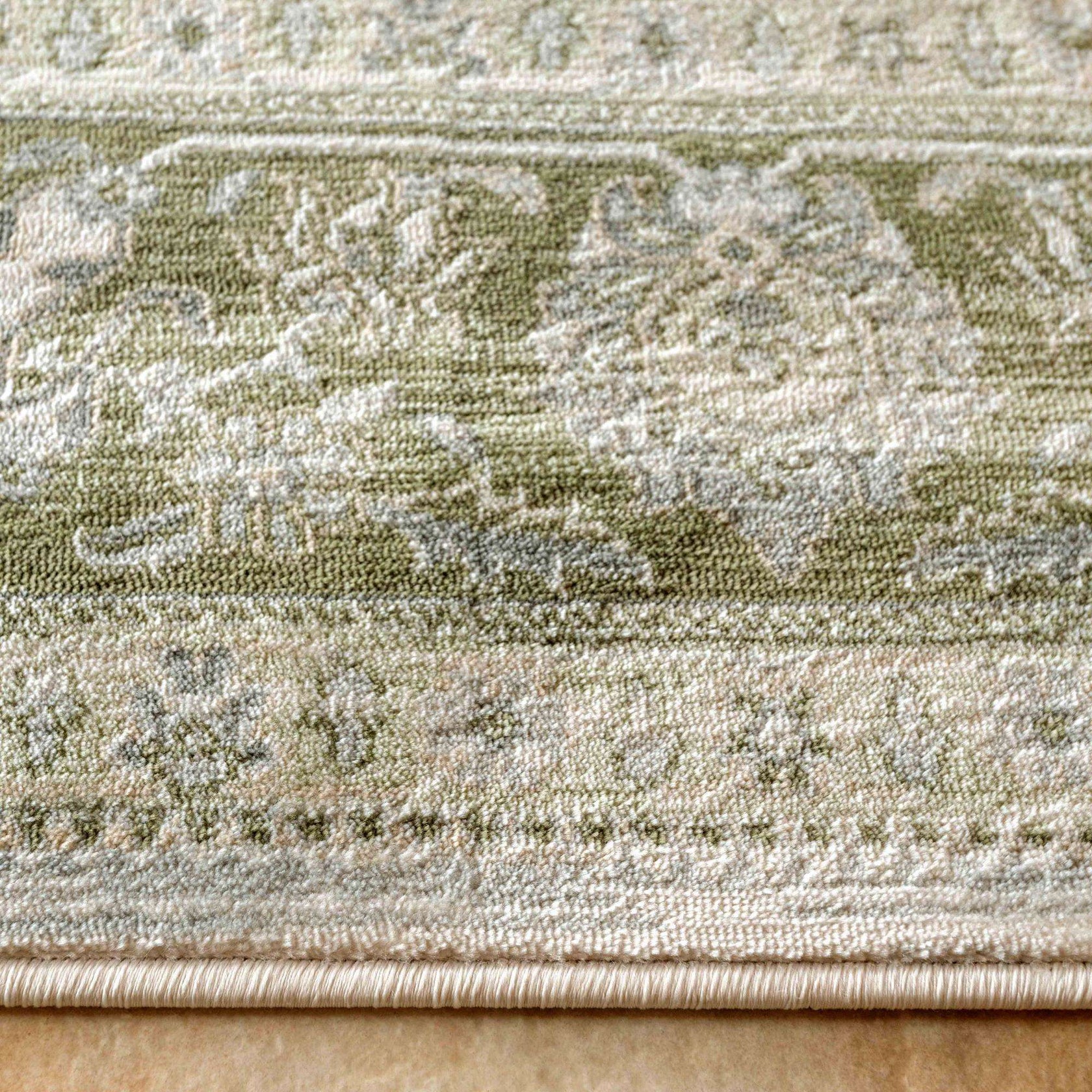 Vintage Traditional Green Floral Living Room Rug | Living Room Rugs ...