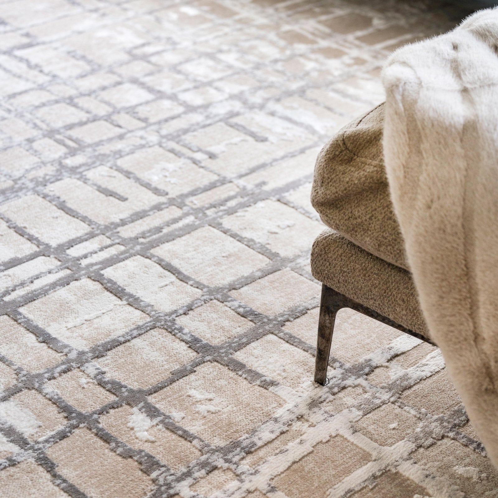 Distressed Linear Beige Silver Rug - Diora