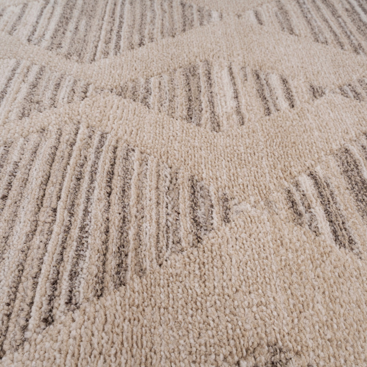 Neutral Diamond Pattern Area Rug - Lucas