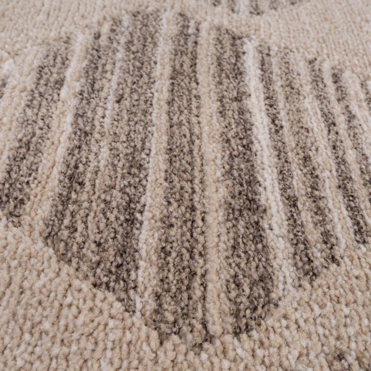 Neutral Diamond Pattern Area Rug - Lucas