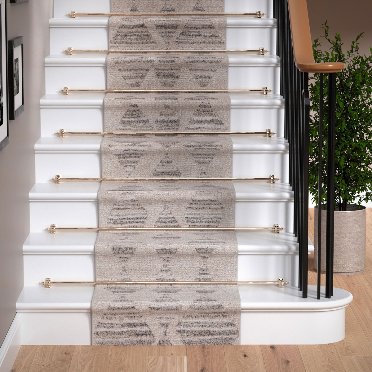 Neutral Diamond Pattern Runner Rug