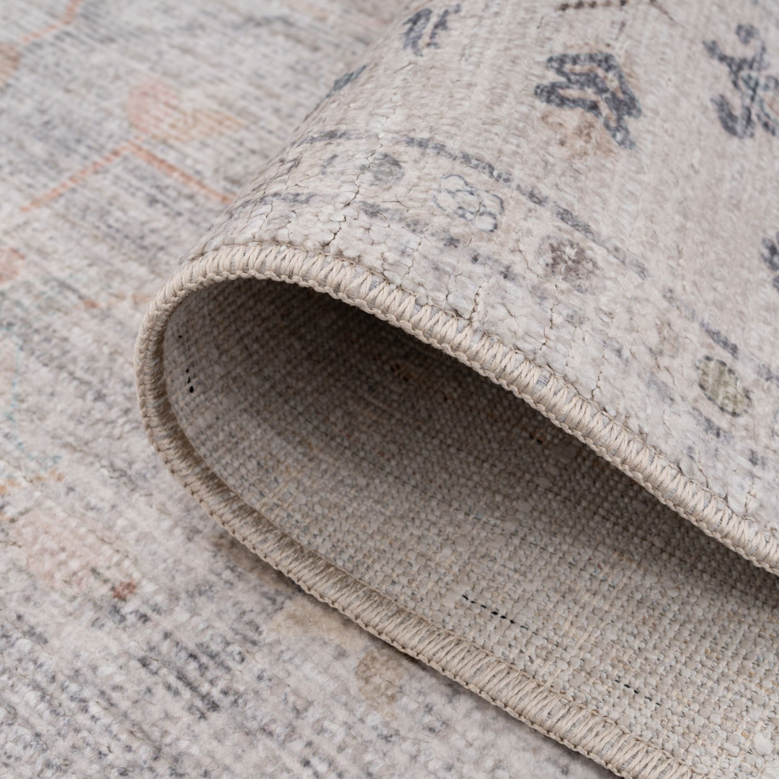 Vintage Multicolour Round Floral Rug - Audrey