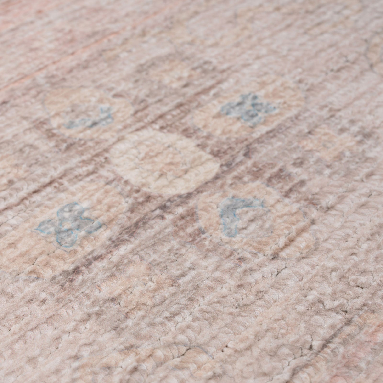 Vintage Coral Pink Chic Rug - Clara