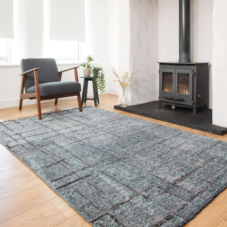 Reversible Distressed Dark Grey Area Rug