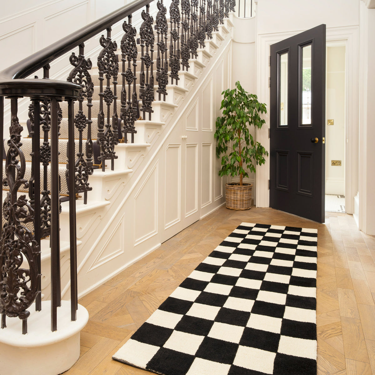 Black Retro Checkerboard Runner Rug - Ebony