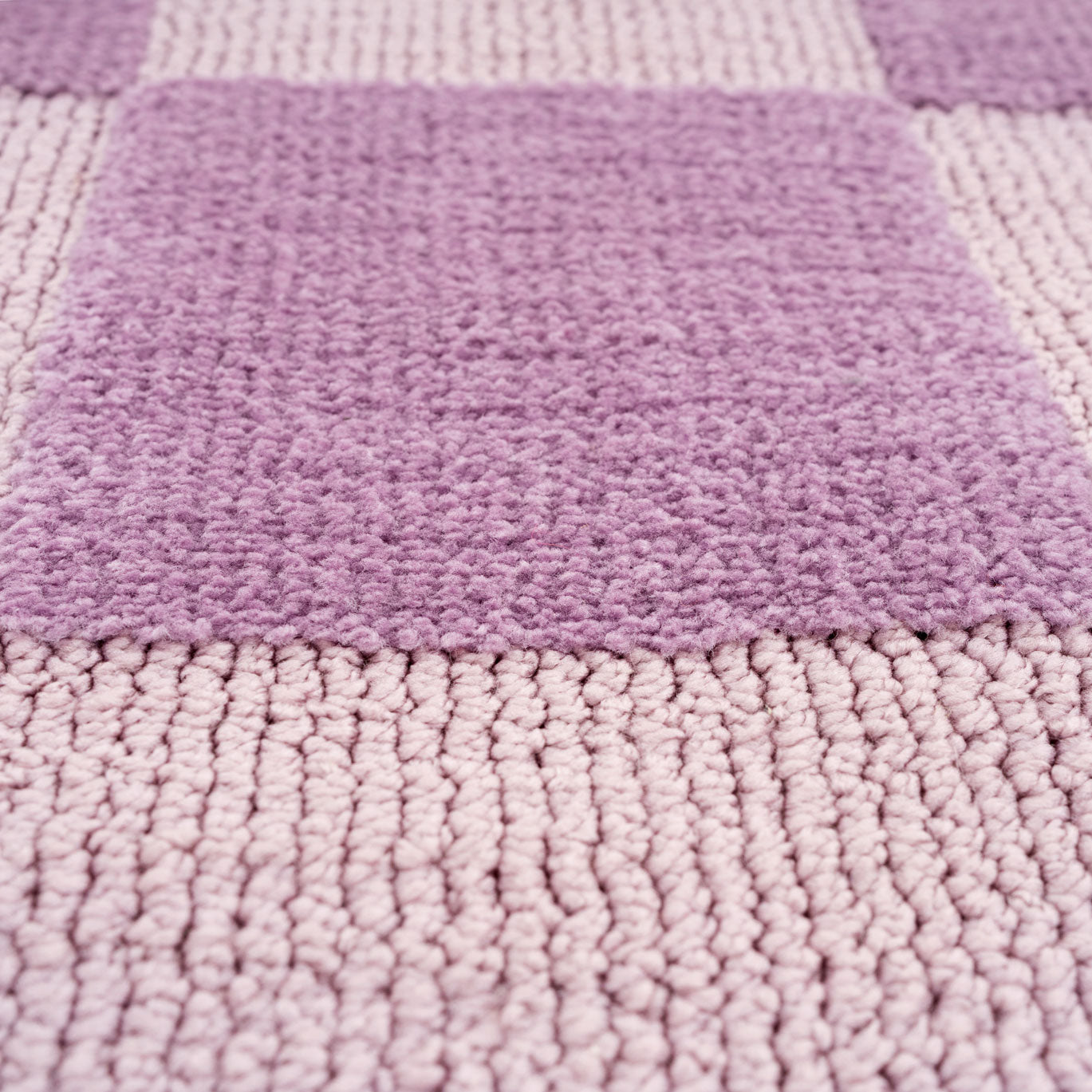 Retro Lavender Checkerboard Rug - Maze
