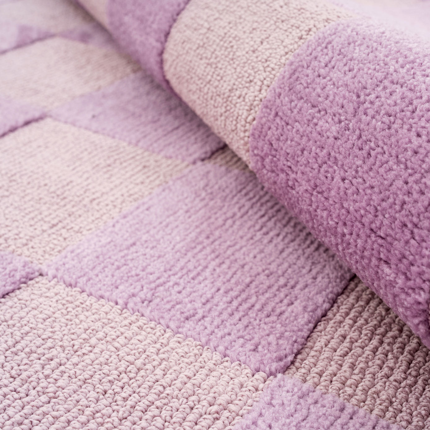 Retro Lavender Checkerboard Rug - Maze
