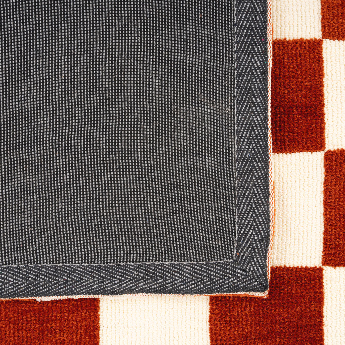 Burnt Orange Retro Checkerboard Rug - Maze Rust