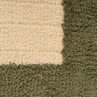 Earthy Green Scalloped Border Runner Rug - Sora