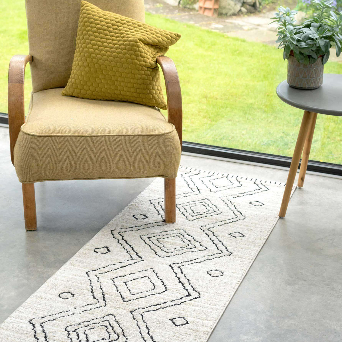 Cosy Soft Underfoot Cream Moroccan Berber Bedroom Rug