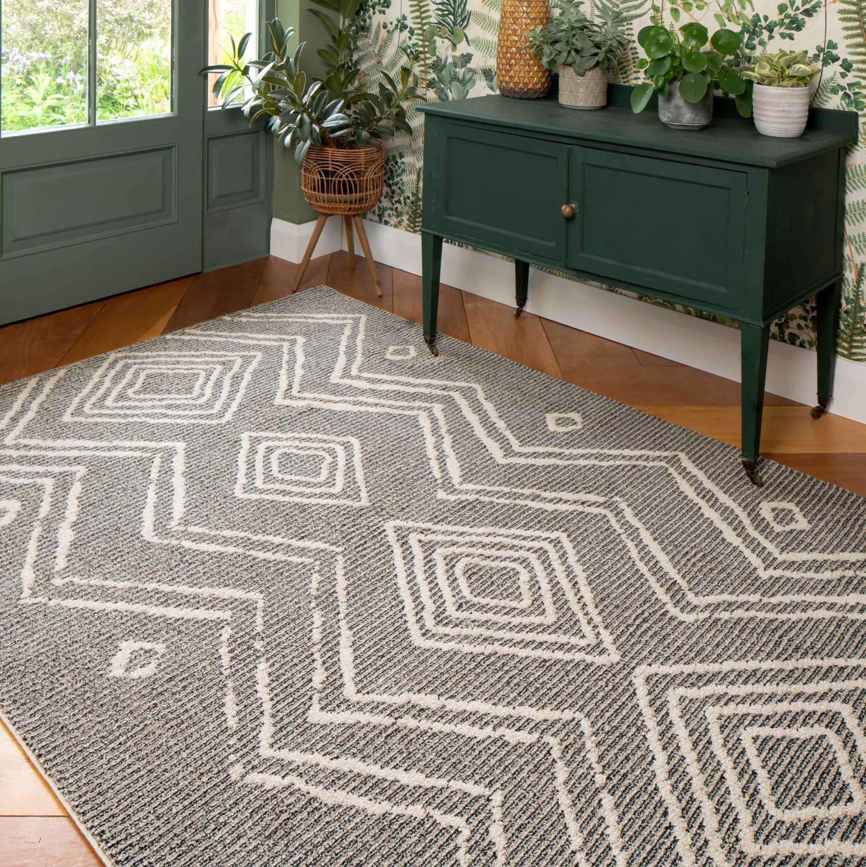 Cosy Soft Underfoot Grey Moroccan Berber Bedroom Rug