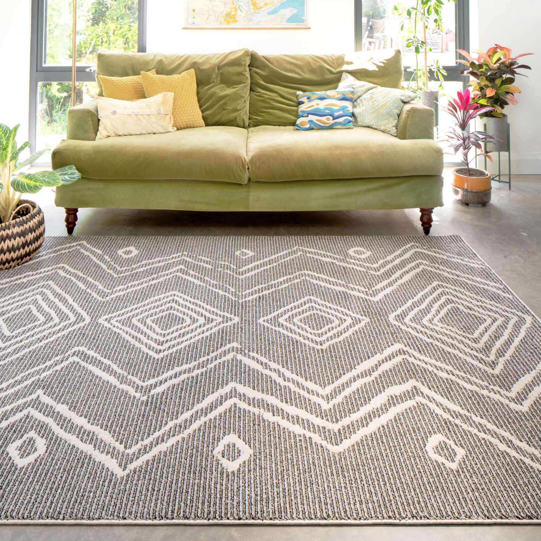 Cosy Soft Underfoot Grey Moroccan Berber Bedroom Rug