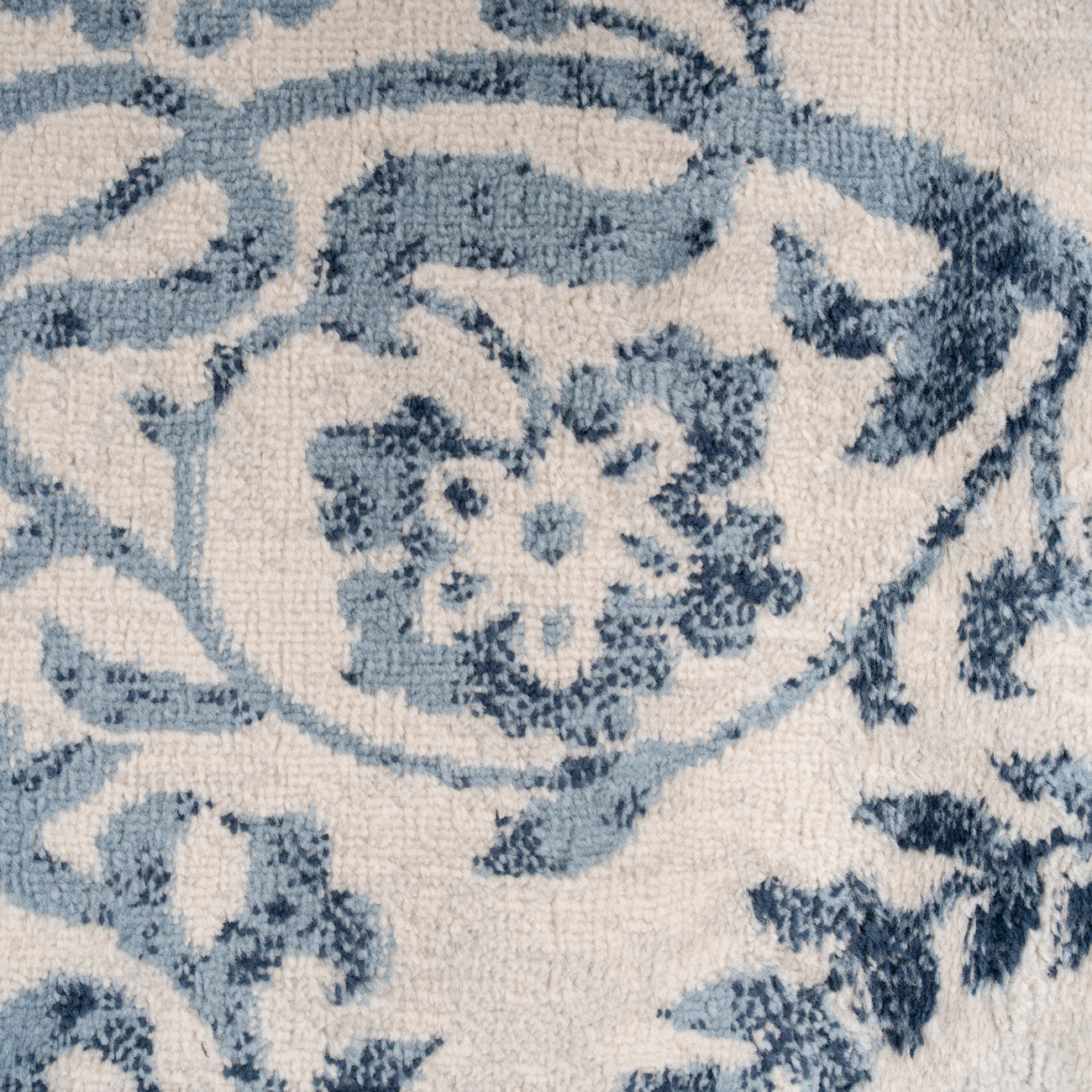 Vintage Blue Medallion Runner - Claudia