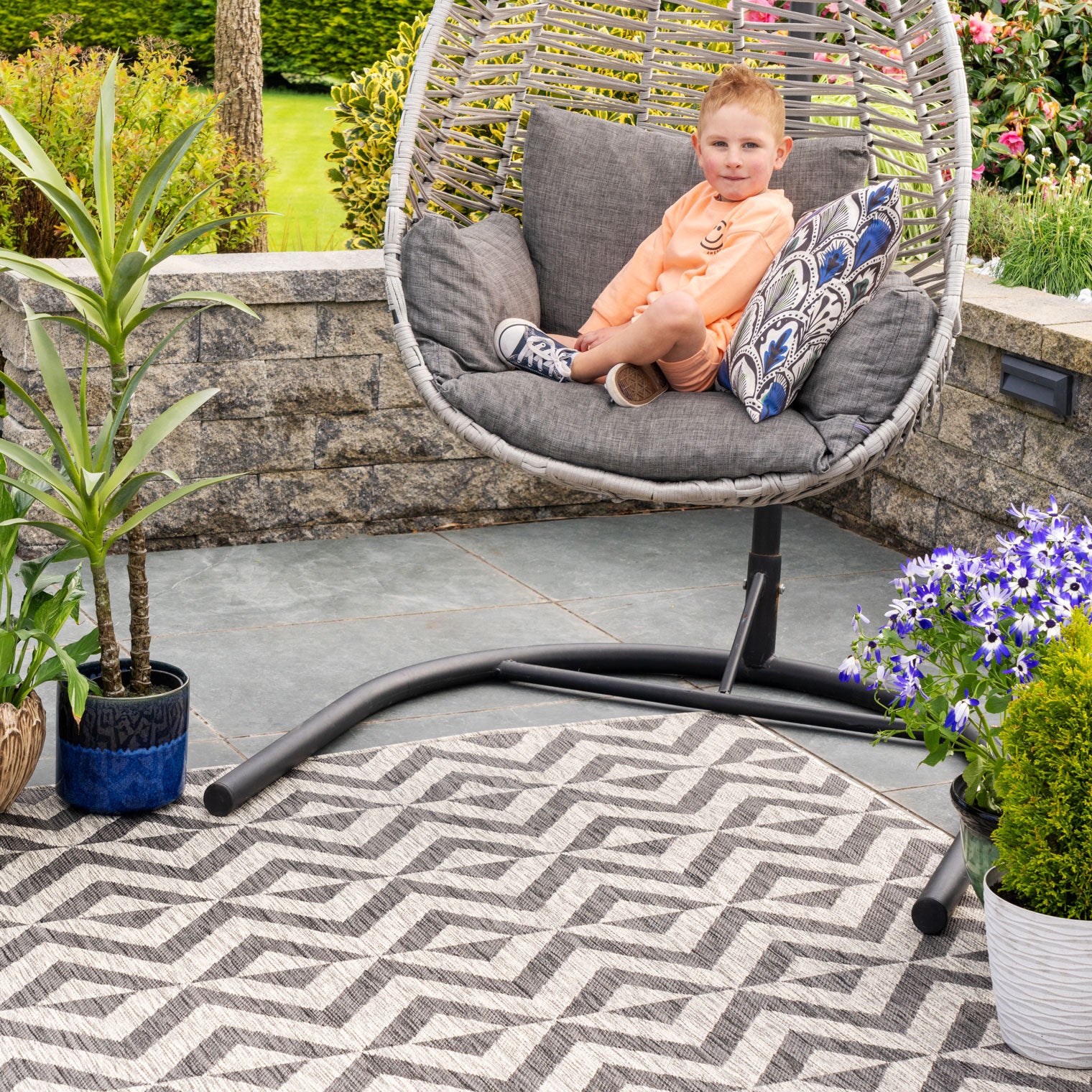 Charcoal Geometric Indoor Outdoor Rug - Rapture