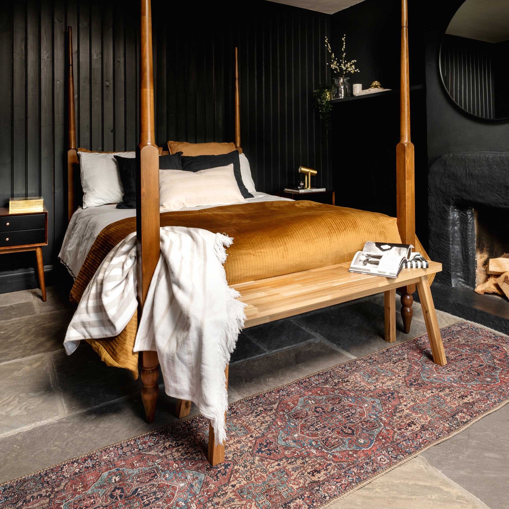 Washable Red Distressed Traditional Rug