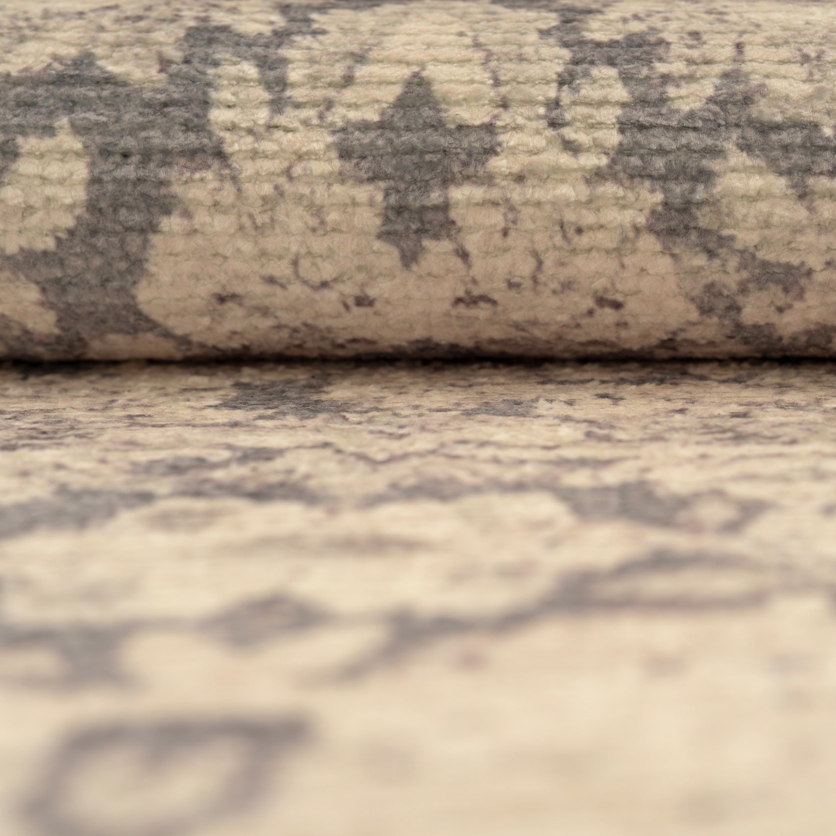 Soft Washable Ornate Cream Rug - Simone