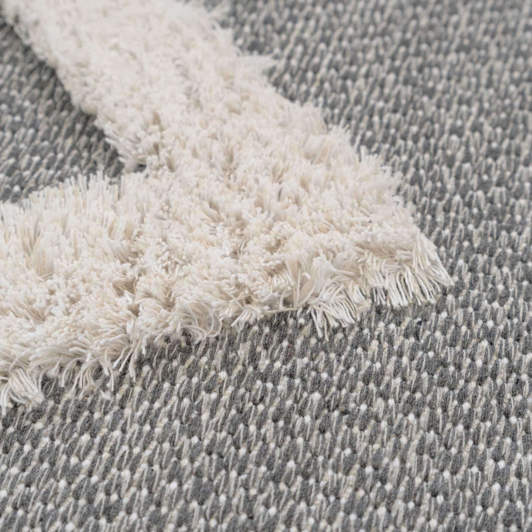Tufted Grey Geometric Sustainable Rug