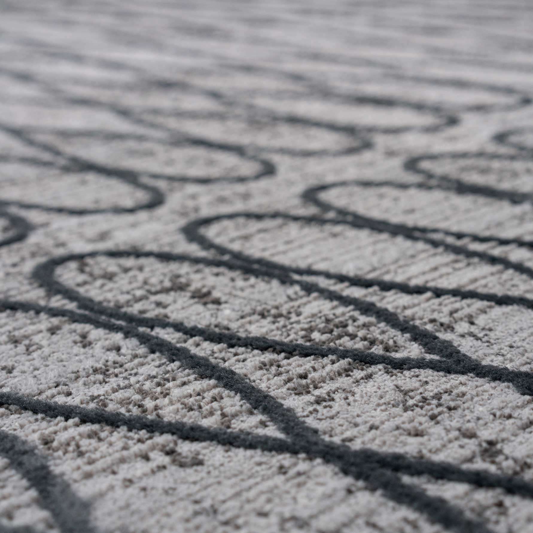 Luxury Modern Mottled Grey Rug