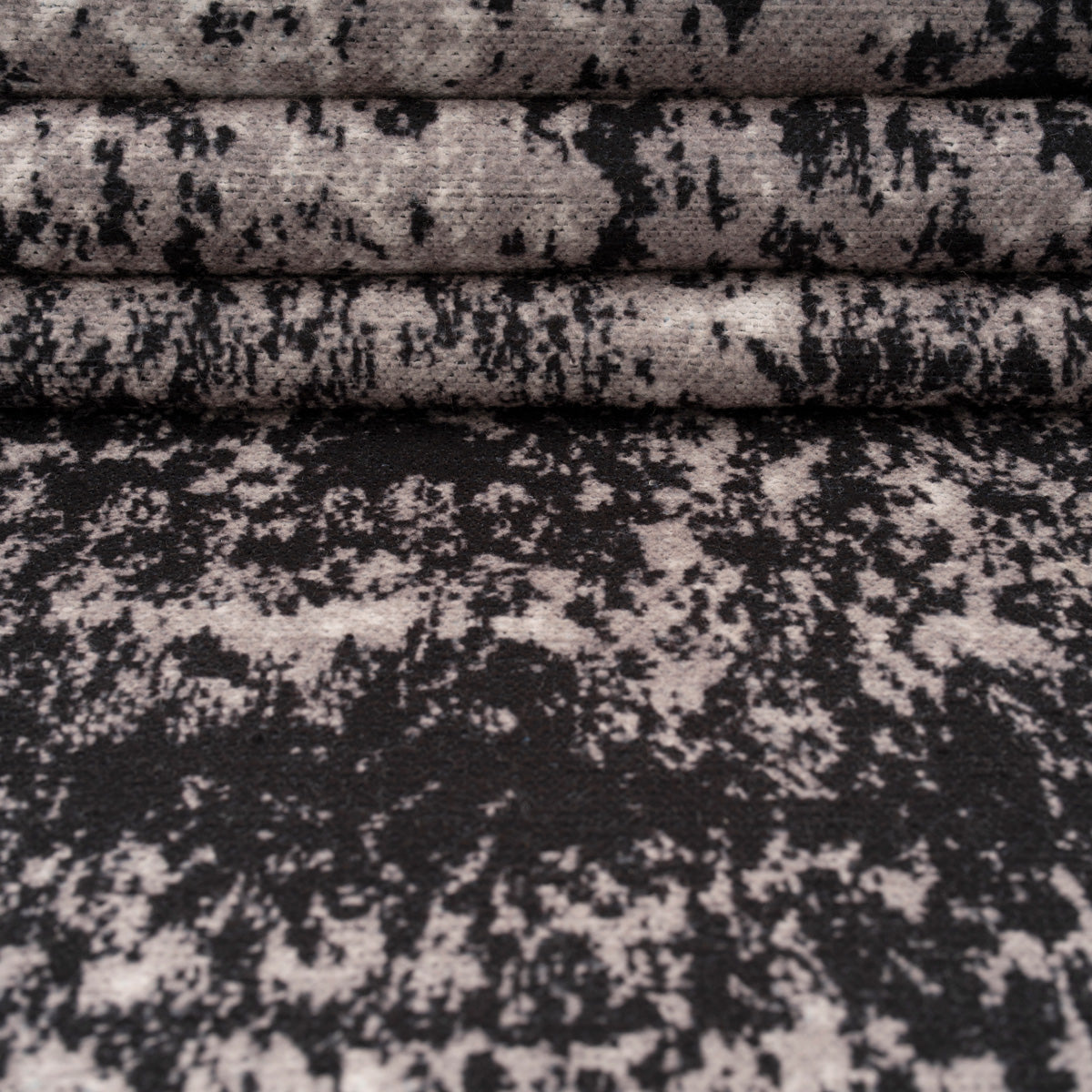 Washable Black Abstract Rug - Storm