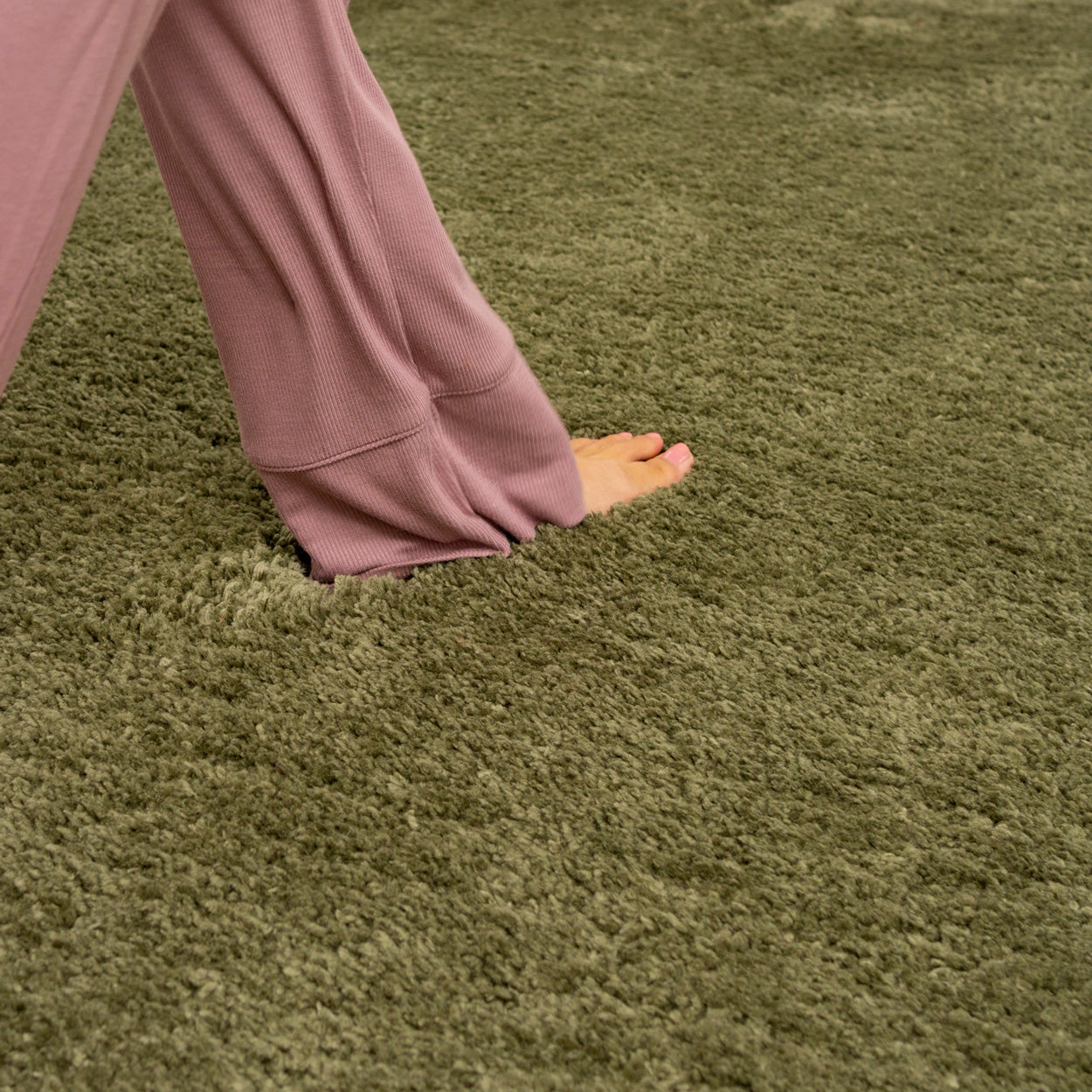 Premium Washable Shaggy Olive Green Rug