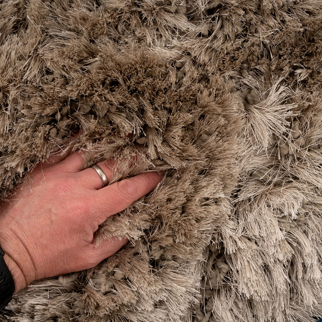 Plush Soft Greige Shaggy Rug - Zia | Shaggy Rugs | Kukoon Rugs Online